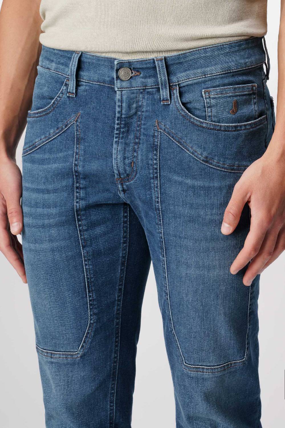 Jeckerson John - Pantalone con toppa in denim ecologico blu scuro Cyber Monday