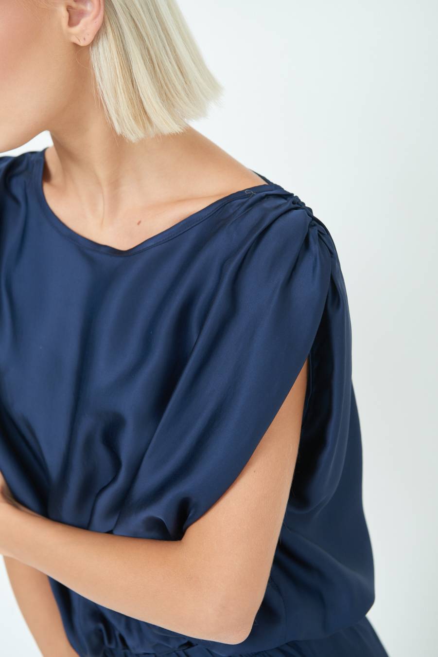 Kikisix TOP CON ELASTICO FONDO SCOLLO BALA BLU Qualità