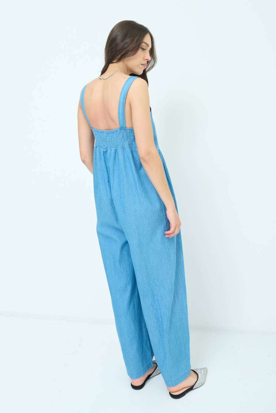 Kikisix SALOPETTE TASCA DAVANTI CHAMBRAY BLU MEDIO Vendita Economica
