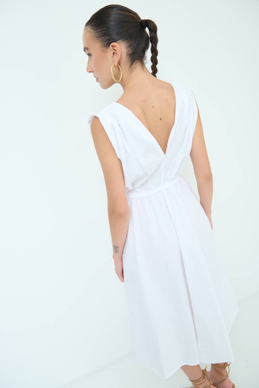 Kikisix ABITO MIDI CON ELASTICO BIANCO In Saldo