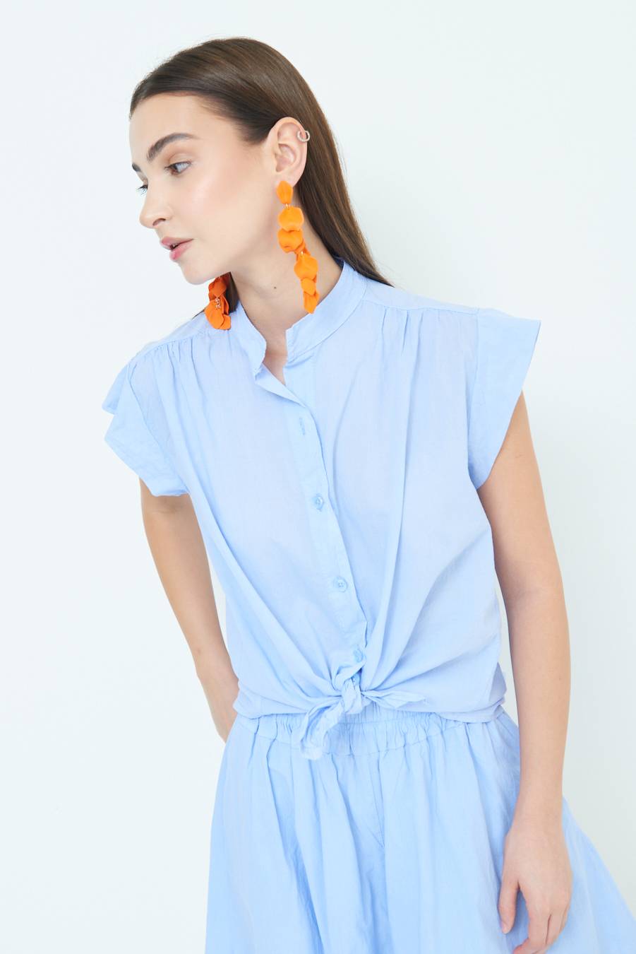 Kikisix CAMICIA SMANICATA CON NODO AZZURRO Acquista Ora
