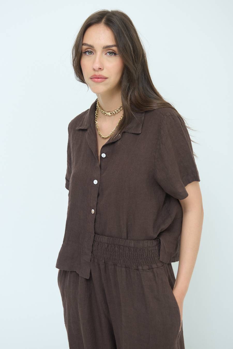 Kikisix CAMICIA LINO MEZZA MANICA CIOCCOLATO Presa