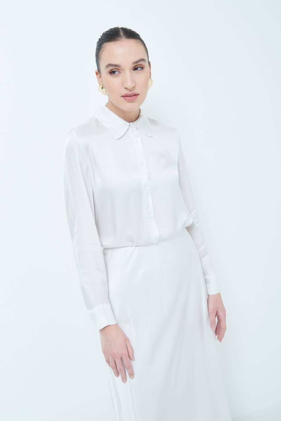 Kikisix CAMICIA RASO VISCOSA BEIGE Spedizione gratuita