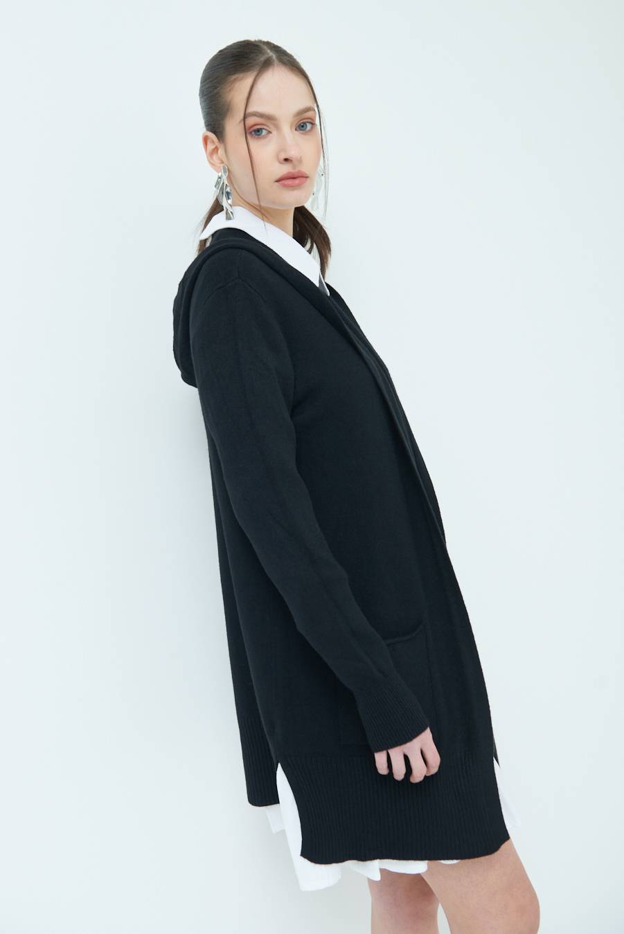 Kikisix CARDIGAN CON DUE TASCHE NERO Offerta natalizia