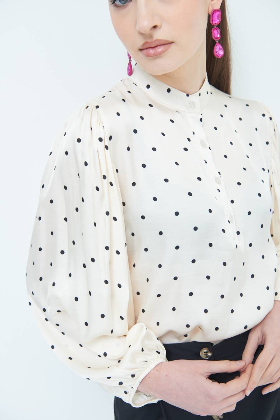 Kikisix CASACCA POIS RASO NERO Grandi sconti