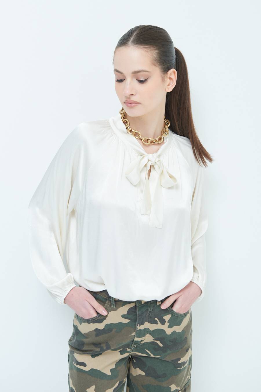 Kikisix CASACCA RASO VISCOSA FIOCCO/CRAVATTA BURRO Bestseller