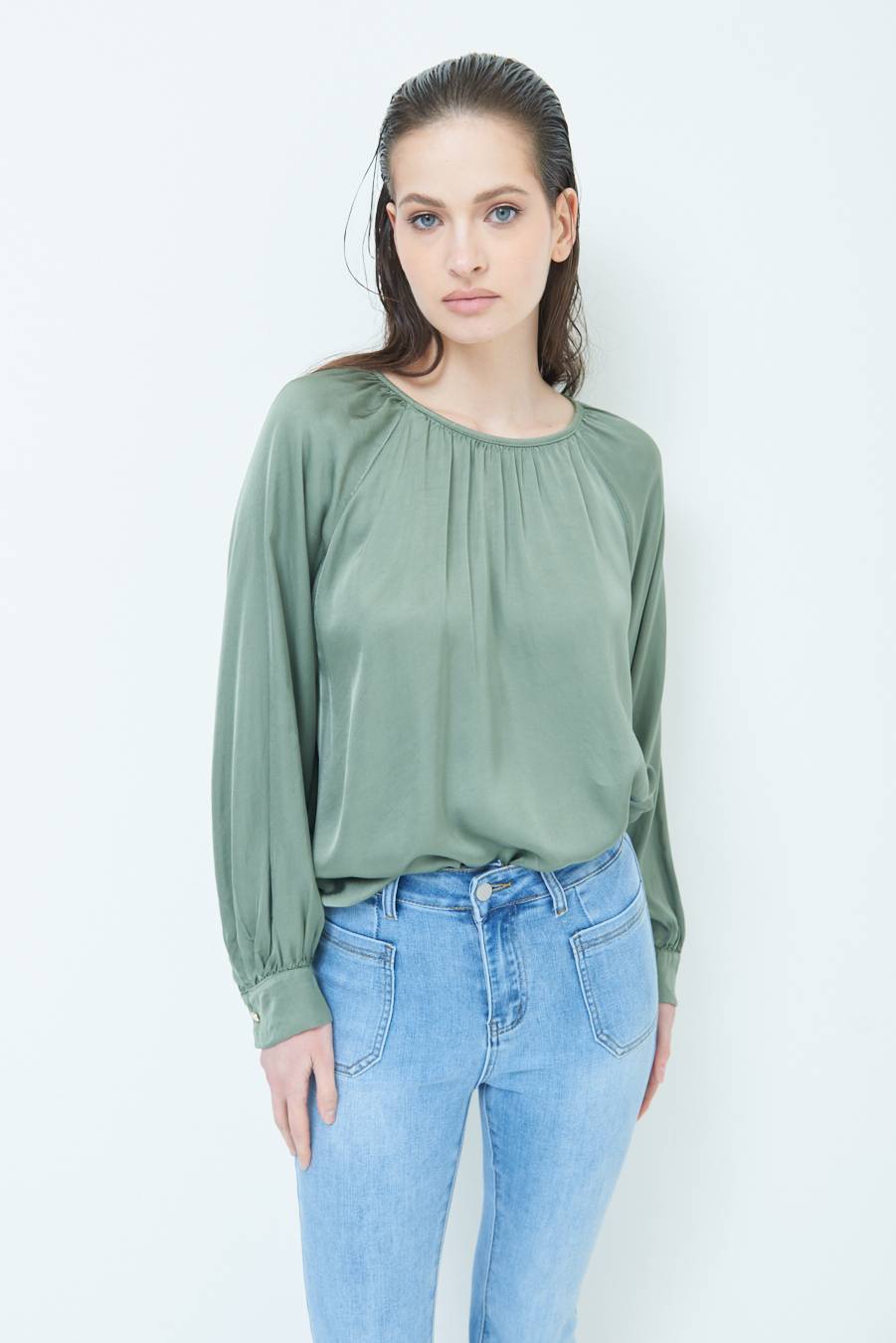 Kikisix CASACCA RASO VISCOSA INCRESPATA COLLO MILITARE Comprane uno, ottenene uno gratis