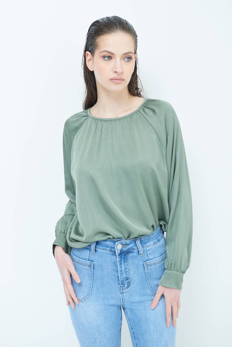 Kikisix CASACCA RASO VISCOSA INCRESPATA COLLO MILITARE Comprane uno, ottenene uno gratis