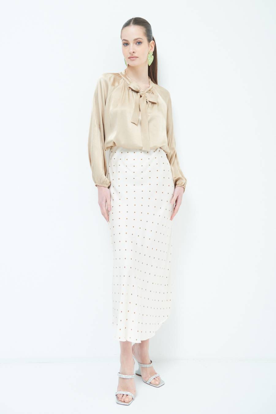 Kikisix GONNA POIS RASO CAMMELLO Ritorno libero