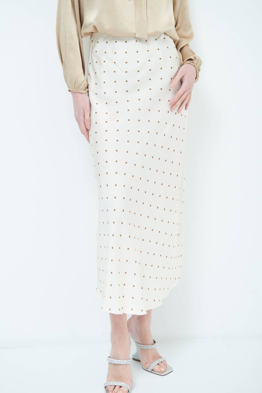 Kikisix GONNA POIS RASO CAMMELLO Ritorno libero