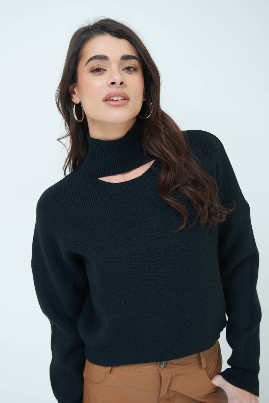 Kikisix MAGLIA COSTINA BUCO DAV. NERO Promozione