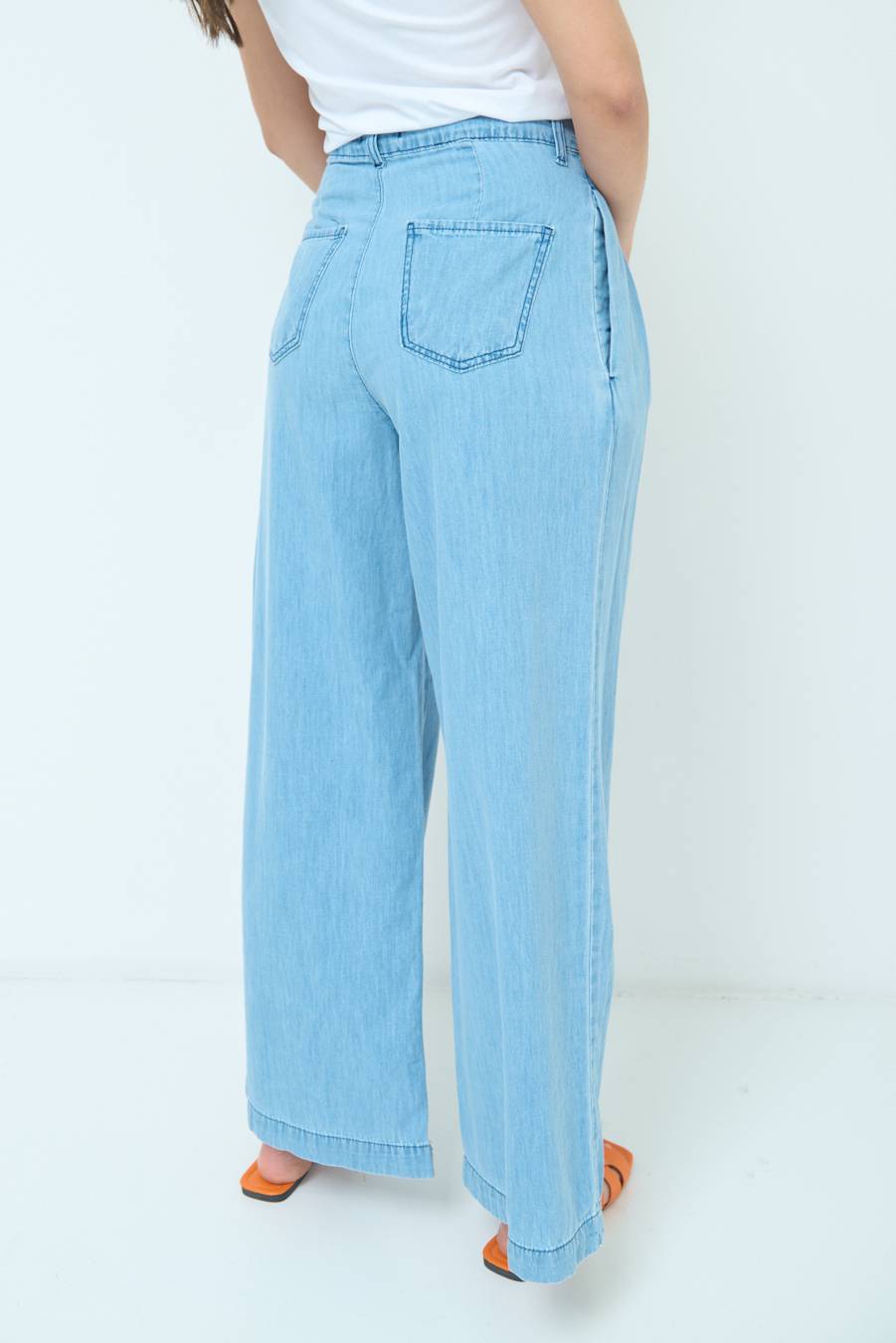 Kikisix PANTALONE CHAMBRAY PINCES BLU CHIARO Shopping Online