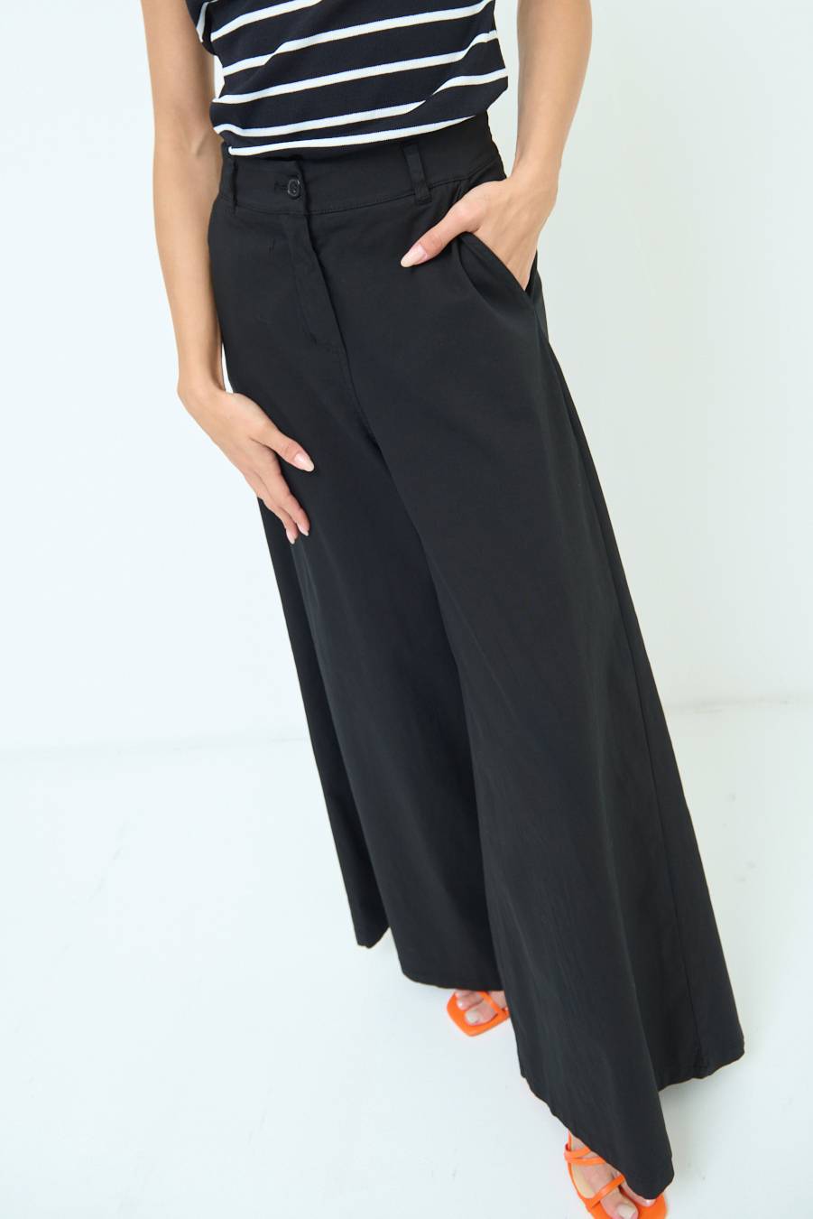 Kikisix PANTALONE PALAZZO COTONE NERO Offerta