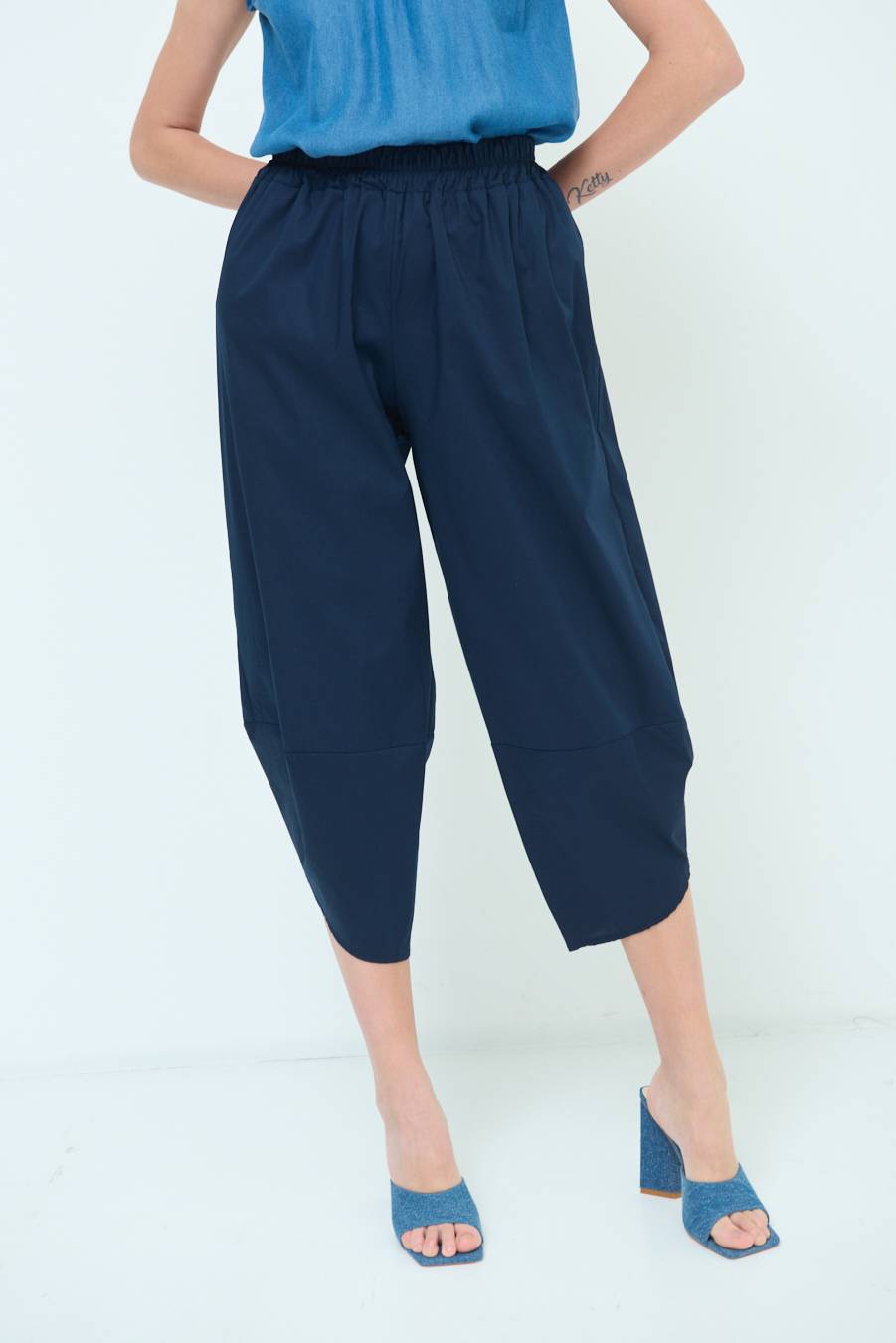 Kikisix PANTALONE OVER BLU Offerte