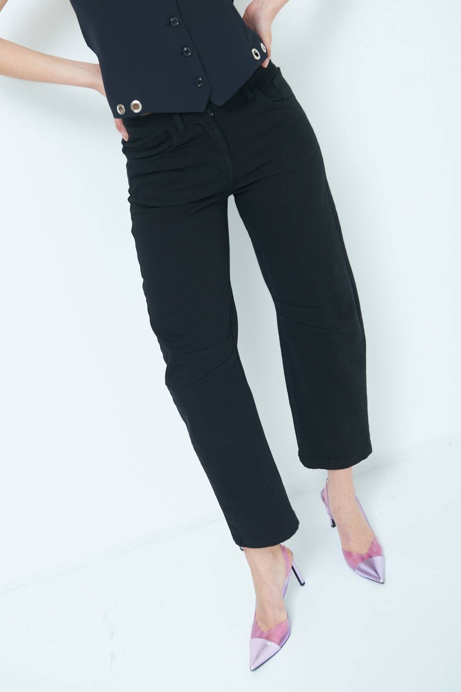 Kikisix PANTALONE LINEA UOVO NERO Negozio