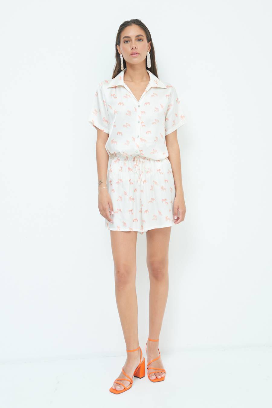 Kikisix SHORTS CON ELASTICO STAMPA ARANCIO Nuovi prodotti