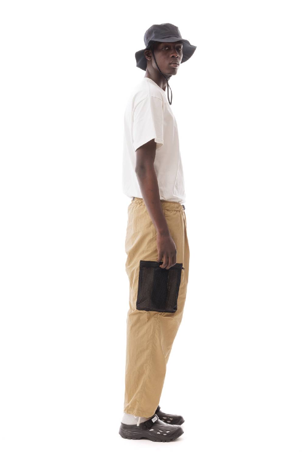 Lc23 Nylon Cargo Pants Camel Fino al 65% di sconto