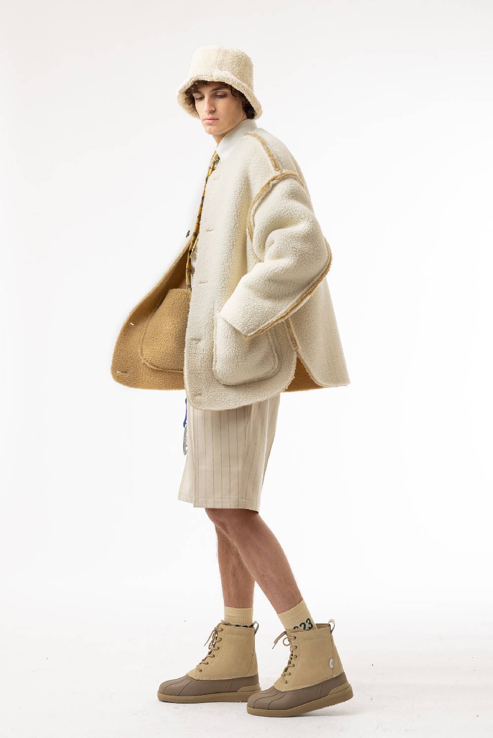 Lc23 Reversible Jacket Camel Outlet