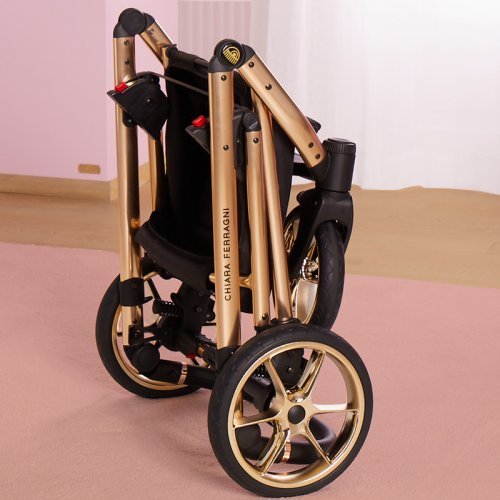 Nanán Passeggino Oro Chiara Ferragni Offerta