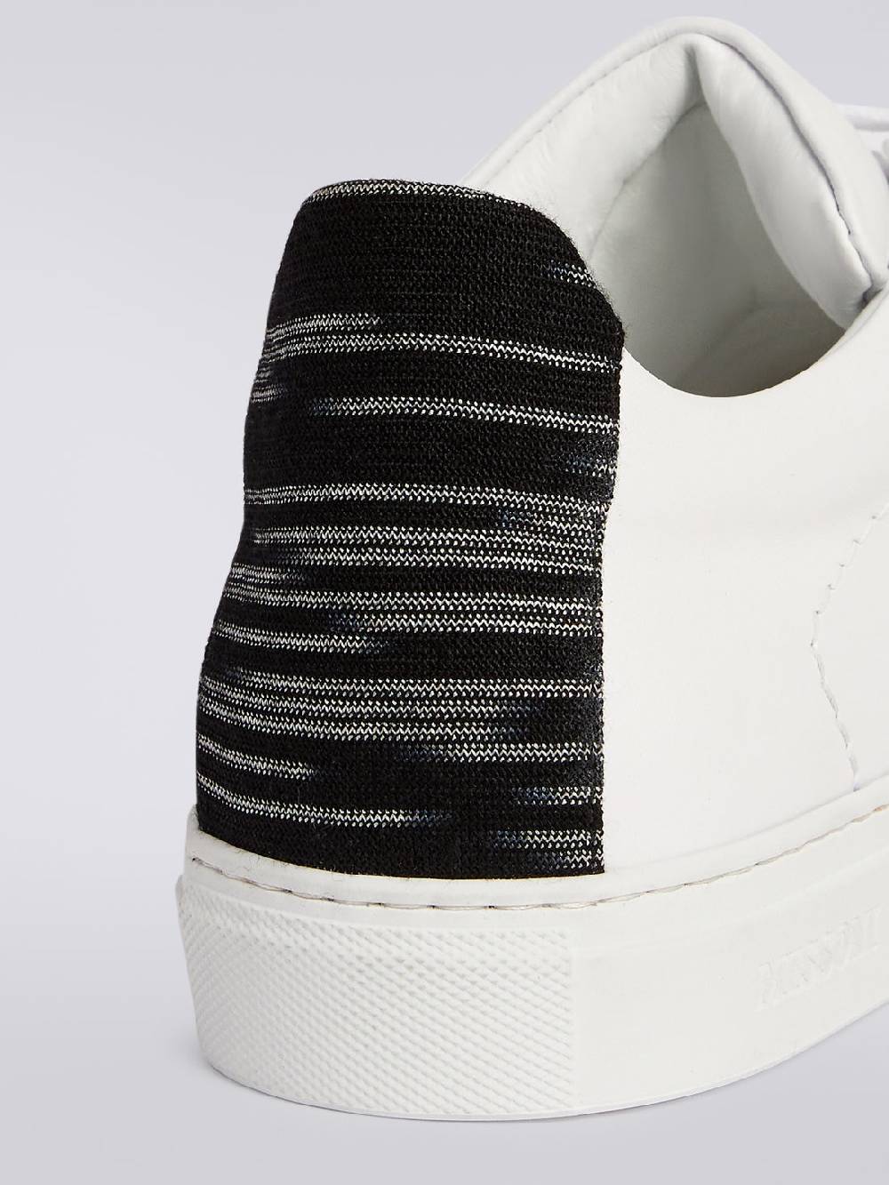 M Missoni Sneakers in pelle con inserto fiammato 2025