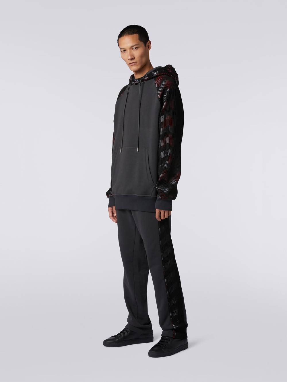 M Missoni Felpa con cappuccio in jersey con inserti in maglia in collaborazione con Mike Maignan Comprare a buon mercato