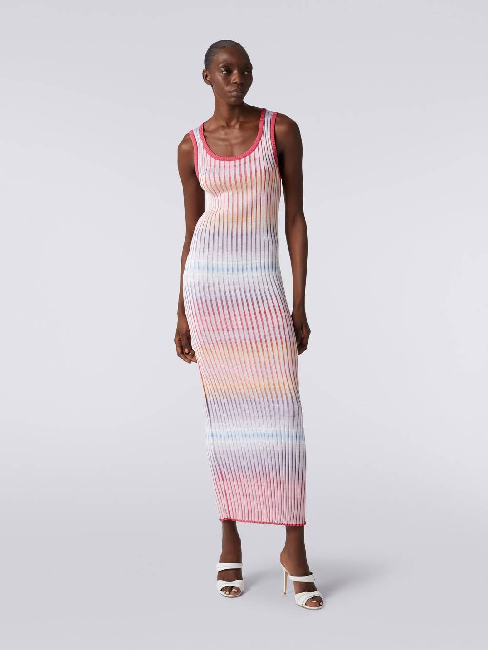 M Missoni Abito lungo in viscosa a coste Sconto