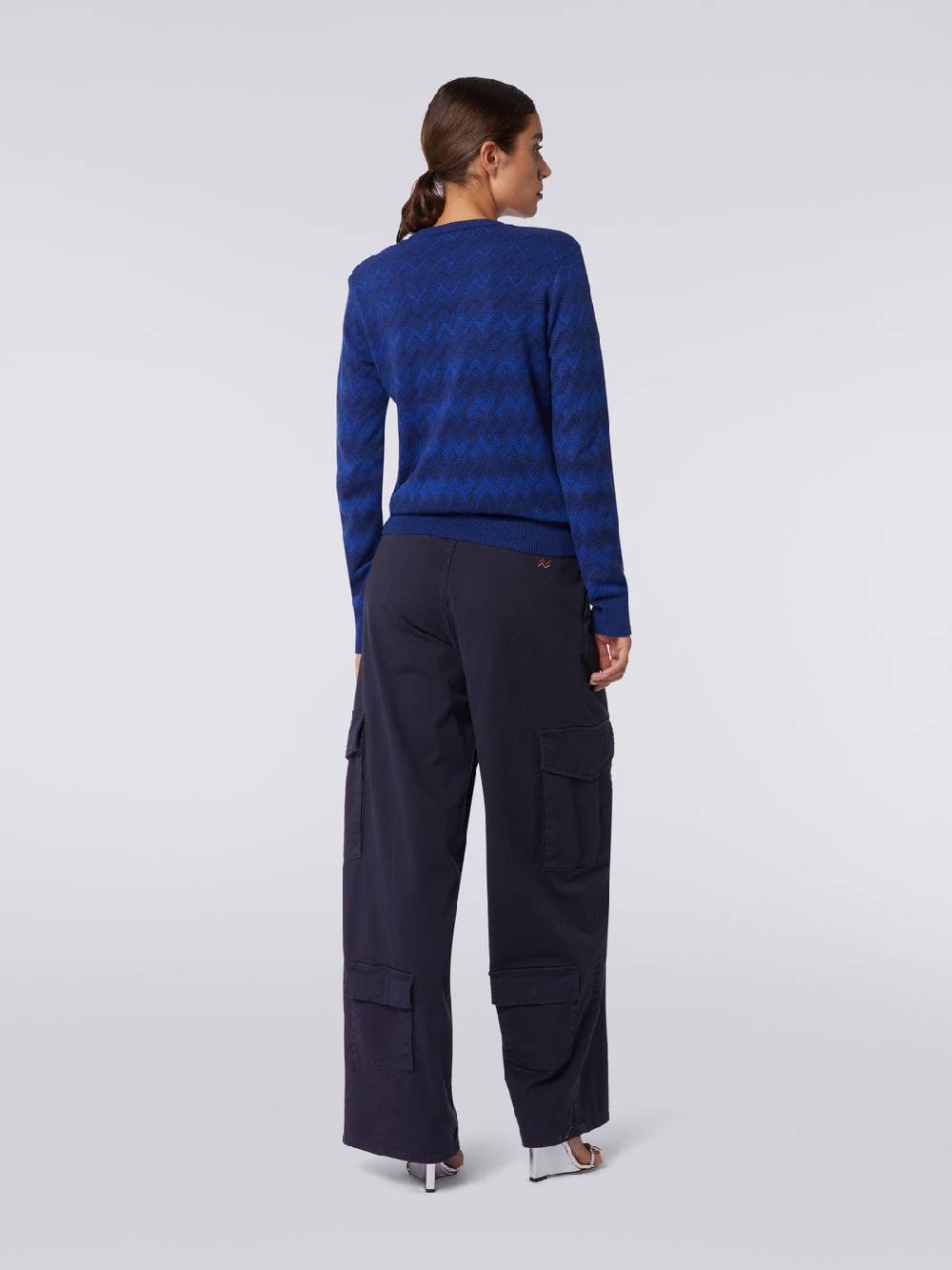 M Missoni Pullover con scollo a V in cachemire con zig zag In vendita