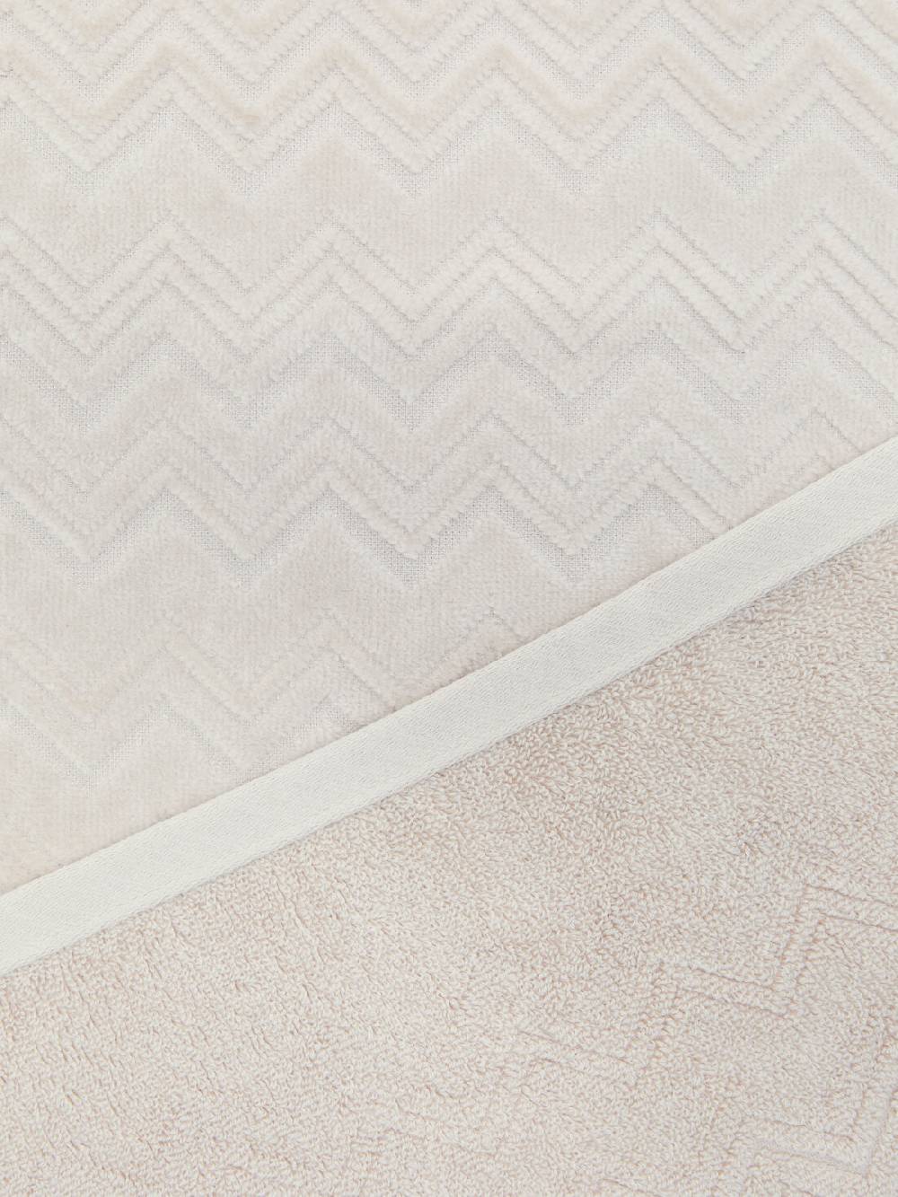 M Missoni Set 2 pezzi di asciugamani da bagno Chalk in spugna di cotone zig zag Fino al 55% di sconto