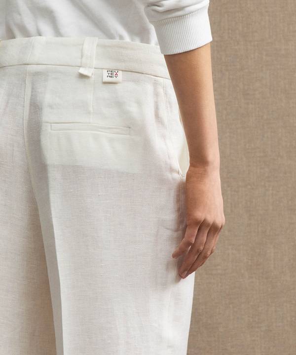 Peuterey Pantaloni in lino Vendite stagionali