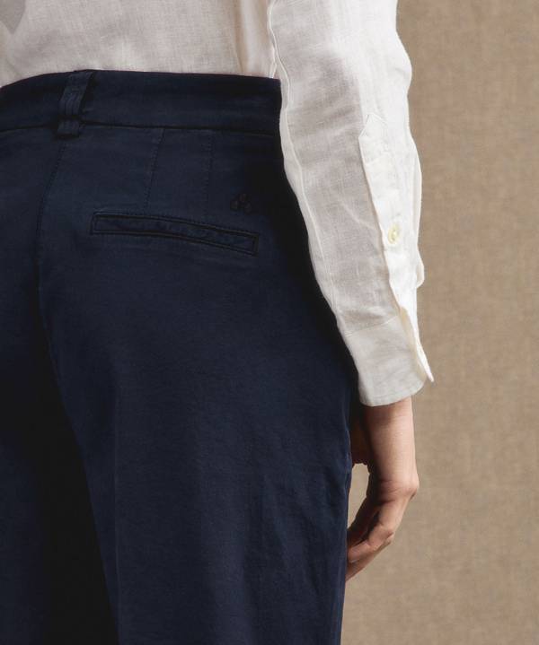 Peuterey Pantaloni in gabardine stretch Nuovi prodotti