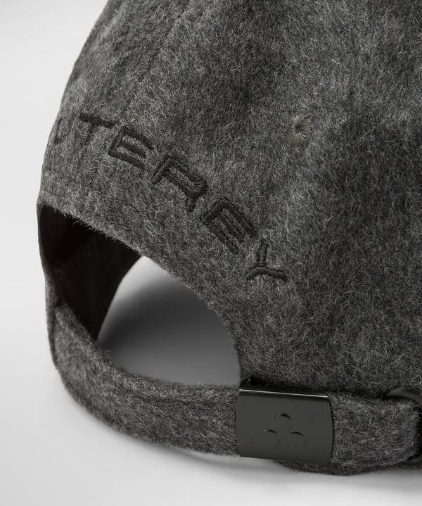Peuterey Cappellino Con Visiera Super Saving Price