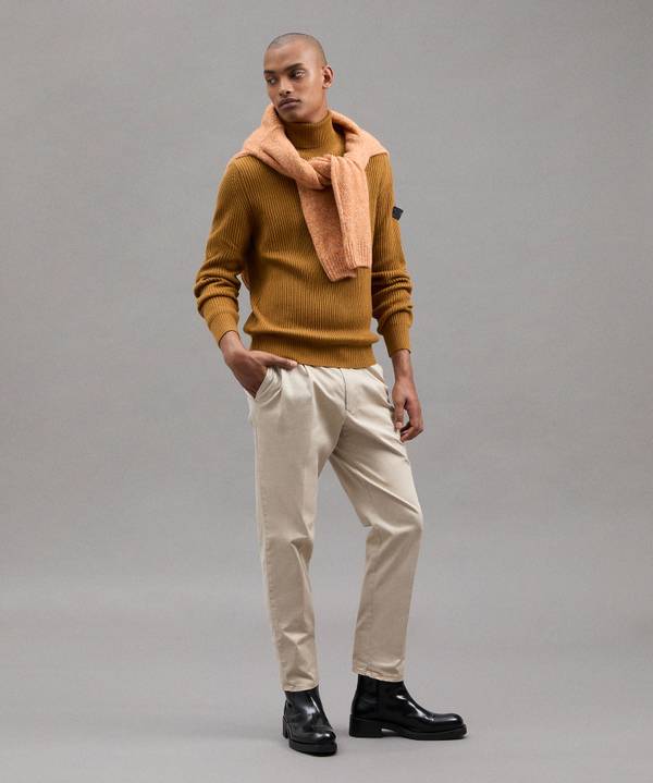 Peuterey Maglia Collo Alto In Misto Lana Offerte stagionali