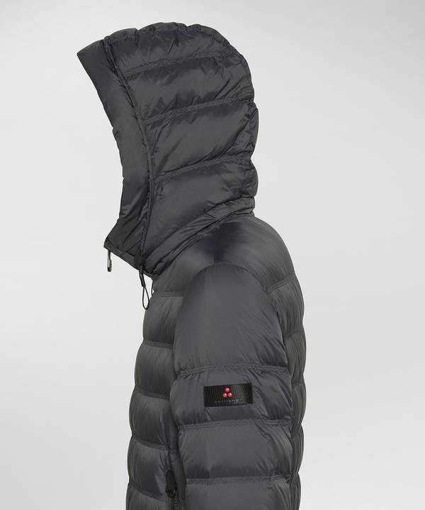 Peuterey Piumino Corto In Nylon Superleggero Ultimi due giorni