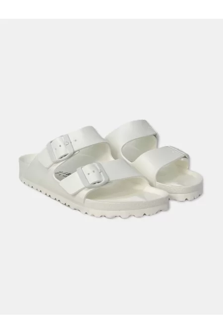 BIRKENSTOCK Sandali BIRKENSTOCK 	Marchio rinomato per la comodità e la qualità dei suoi sandali Negozio