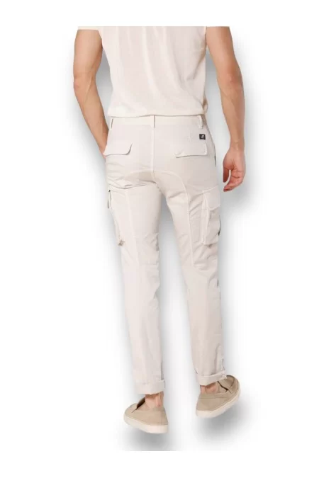 MESON'S Le culotte di MESON\'S sono eleganti e di alta qualità. Si adattano perfettamente. Il culotte di MESON\'S sono eleganti e di alta qualità. Si adattano perfettamente Italia