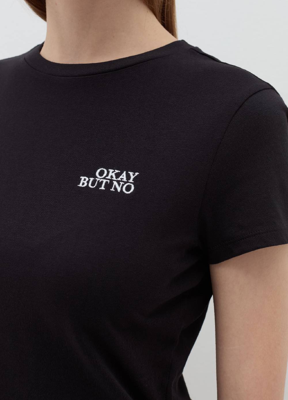 B. ANGEL T-shirt crop con ricamo lettering Saldi