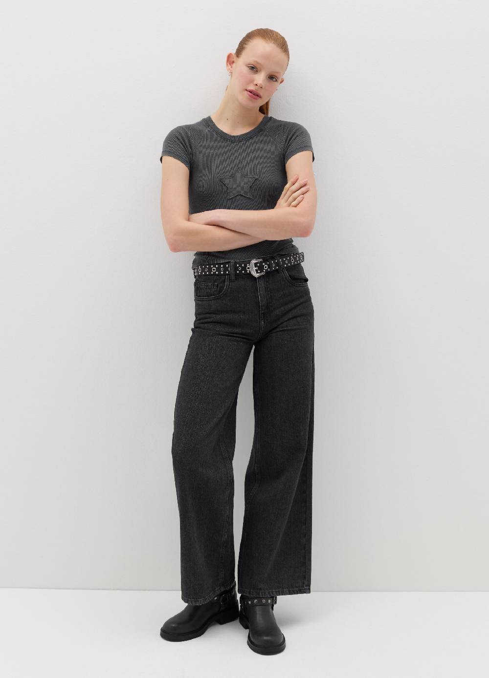 B. ANGEL T-shirt crop a costine con ricamo