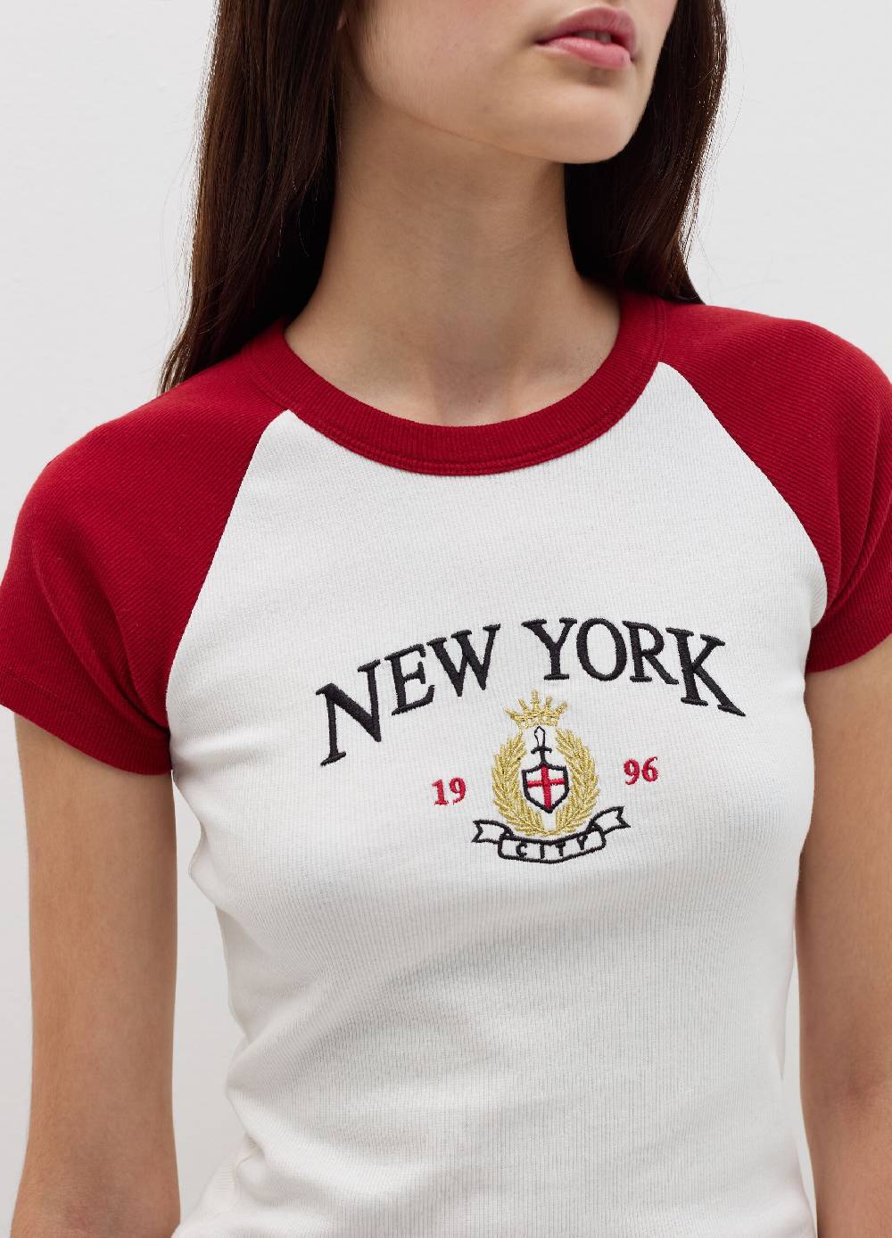 B. ANGEL T-shirt a costine con ricamo Sconto di tempo limitato