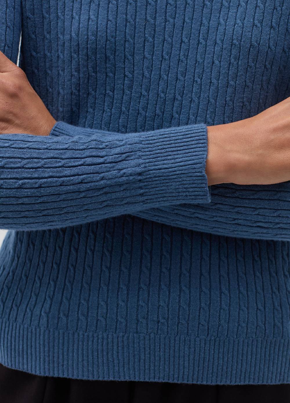 HYBRID Maglia a coste piatte con lavorazione intrecciata Nuovo