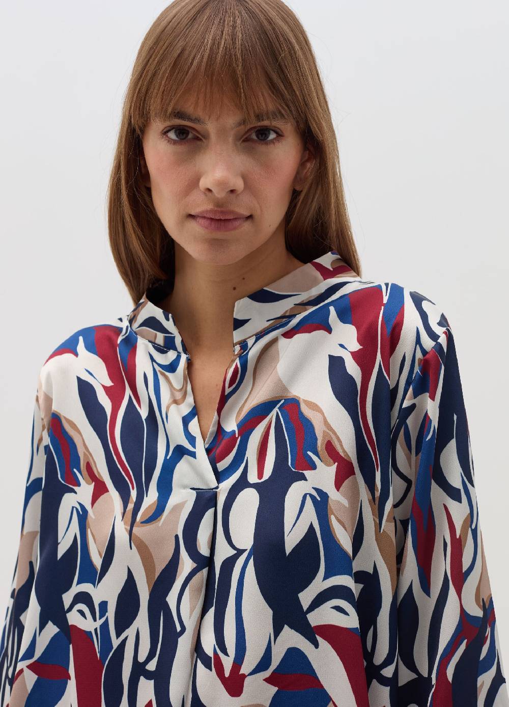 HYBRID Blusa multicolore con scollo a V Prezzo Ridotto