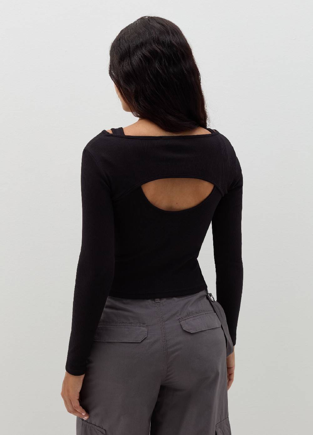 B. ANGEL T-shirt a maniche lunghe con dettaglio cut out Convenienza