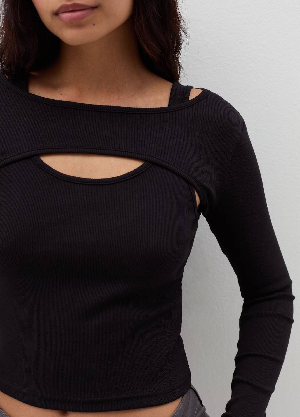 B. ANGEL T-shirt a maniche lunghe con dettaglio cut out Convenienza
