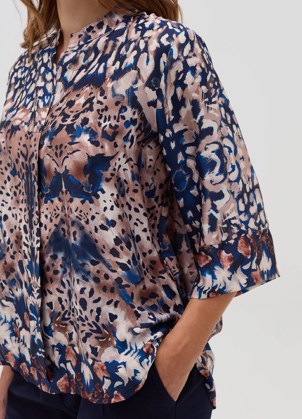 HYBRID Blusa stampata con maniche a tre quarti Saldi