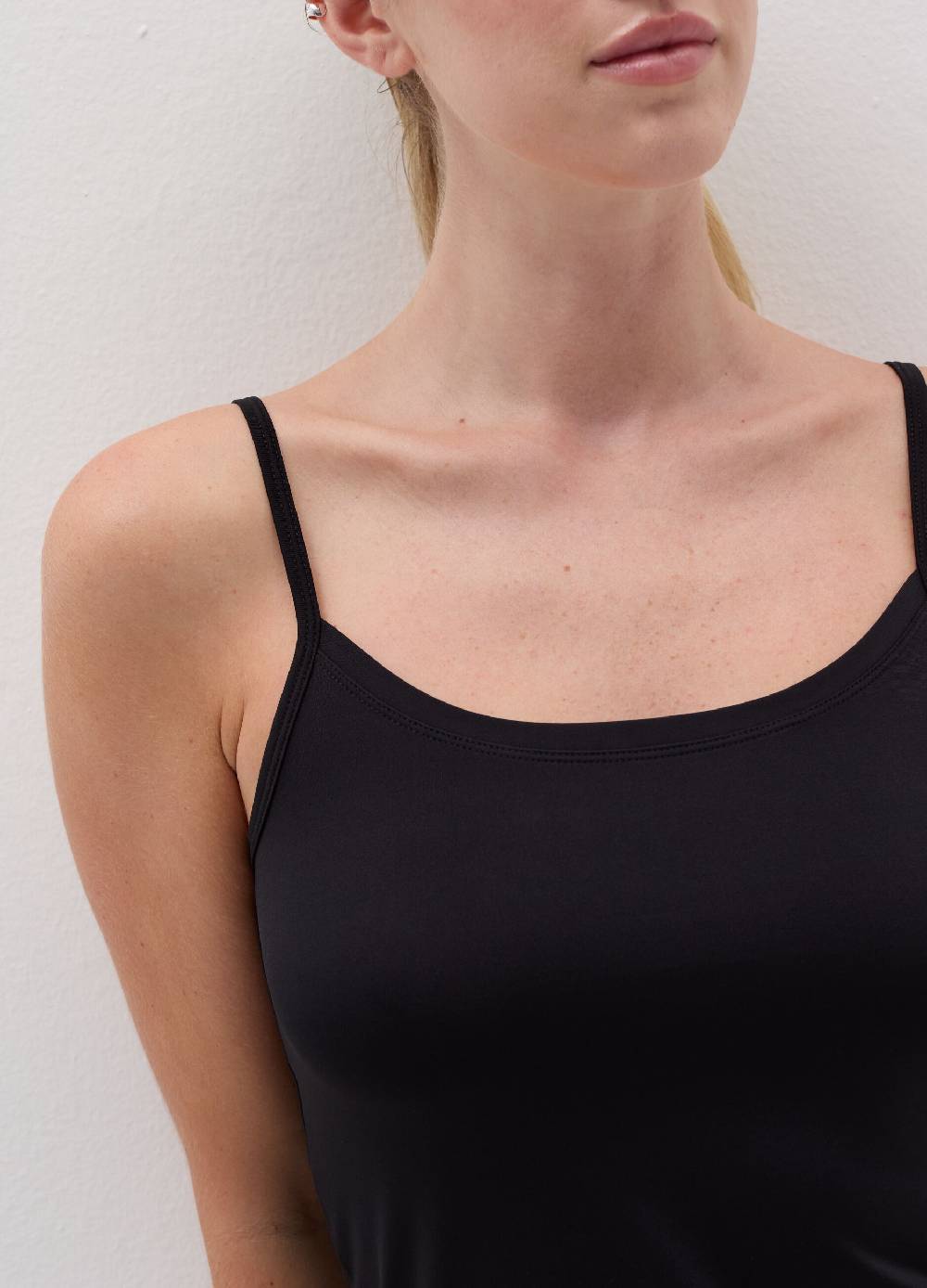 OVS Canotta intima in microfibra con spalline sottili Promozione