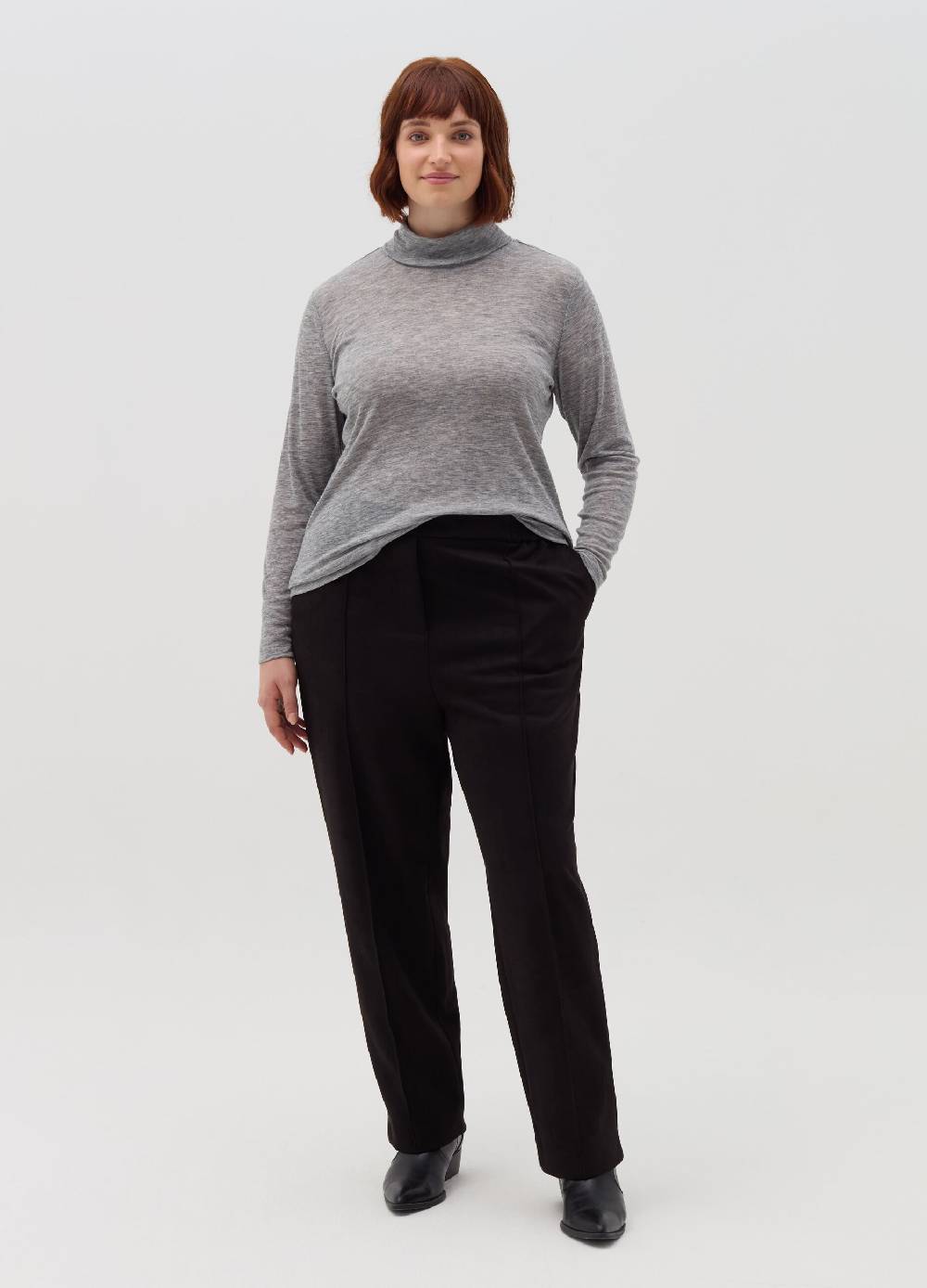 MYA Maglia maniche lunghe a collo alto Curvy Duty-free