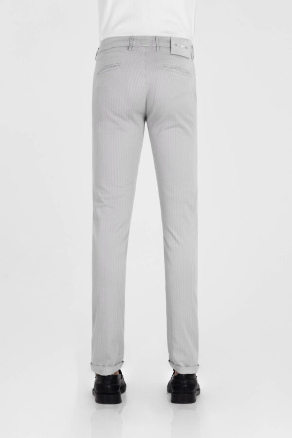 Sartoria Tramarossa PANTALONE LUIS SLIM IN GABARDINA LEGGERA DI COTONE CON STAMPA ESTERNA STRETCH GRIGIO Acquista Ora