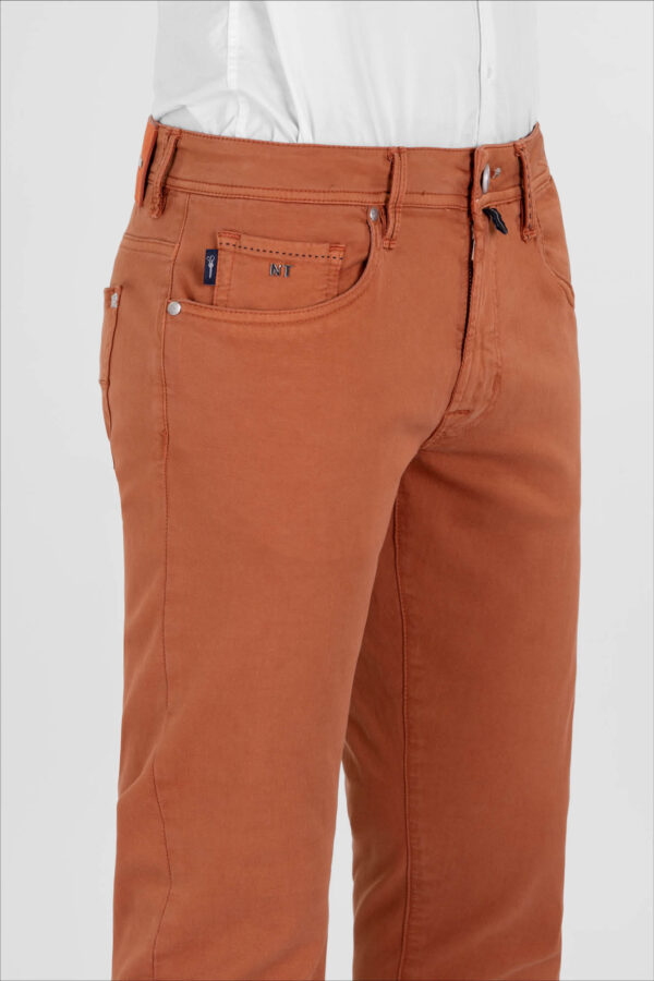 Sartoria Tramarossa PANTALONE LEONARDO ZIP SS SLIM IN GABARDINA DI COTONE STRETCH ARANCIONE Promozione Limitata