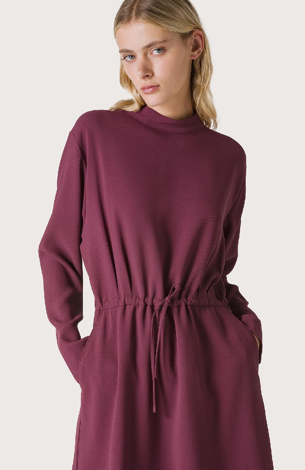 Seventy Abito con manica a pipistrello - Col. Rosso Offerta