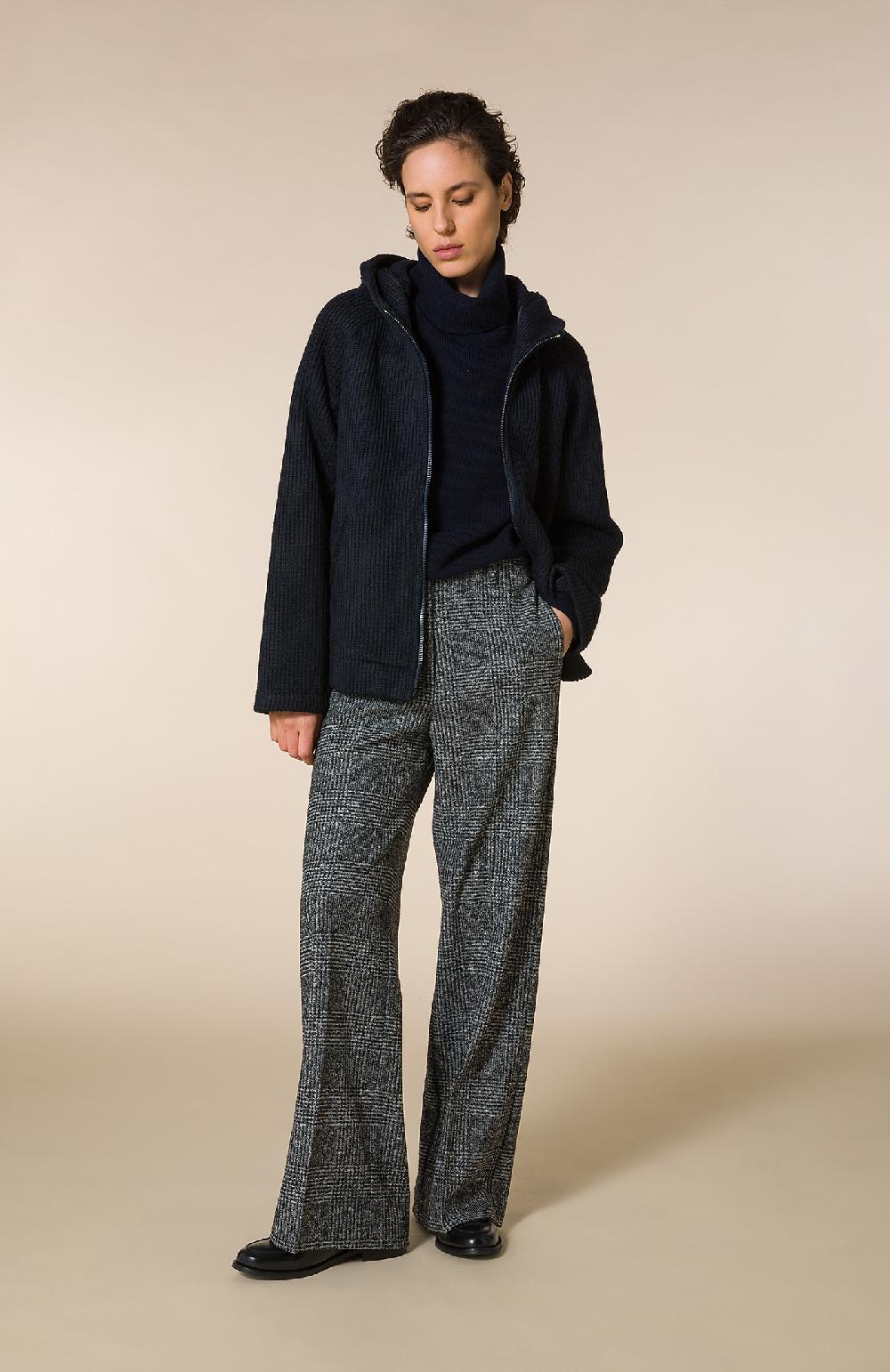 Seventy Capospalla in costa inglese con zip - Col. Blu Enormi risparmi