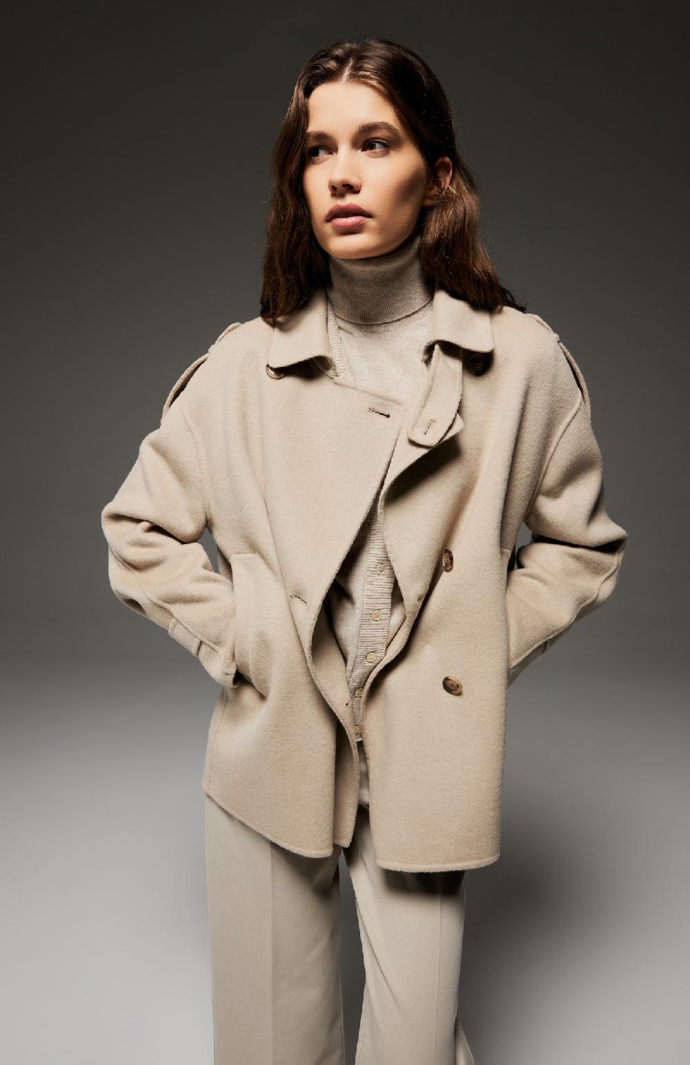 Seventy Cappotto doppiopetto corto in panno double - Col. Neutro Sconti VIP